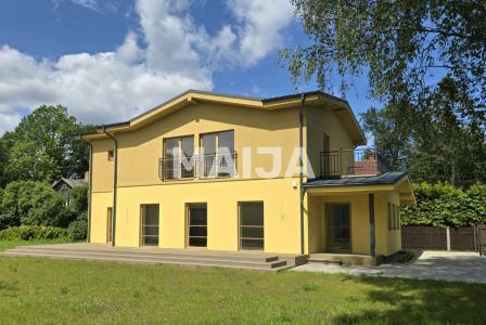 Дом за 409 000 евро в Юрмале, Латвия