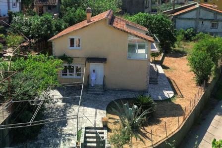Дом за 227 000 евро в Баре, Черногория