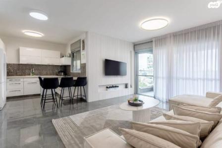 Квартира за 900 000 евро в Холоне, Израиль