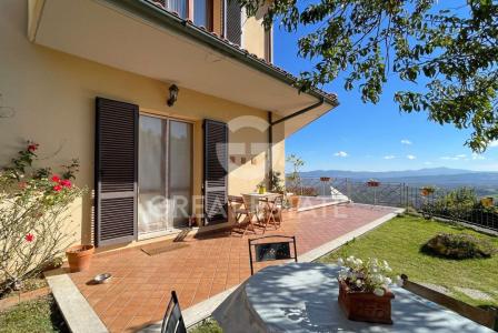 Таунхаус за 420 000 евро в Италии