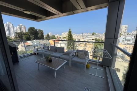 Квартира за 940 000 евро в Холоне, Израиль