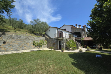 Дом за 715 000 евро в Изоле, Словения