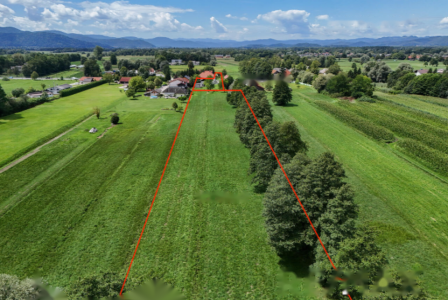 Земля за 425 000 евро в Любляне, Словения