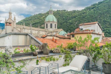 Пентхаус за 1 300 000 евро у озера Комо, Италия