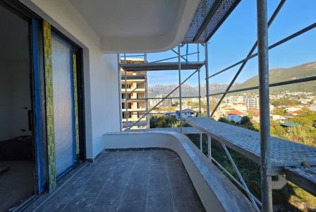 Квартира за 168 000 евро в Баре, Черногория