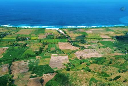 Земля за 83 915 714 евро в Нуса-Лембонган, Индонезия