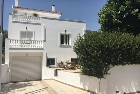 Дом за 440 000 евро в Афинах, Греция