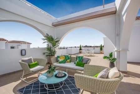 Пентхаус за 390 000 евро в Рохалесе, Испания