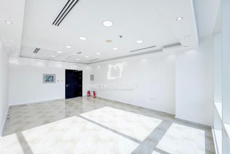 Офис за 172 189 евро в Дубае, ОАЭ