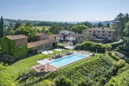 Дом за 2 400 000 евро в Италии