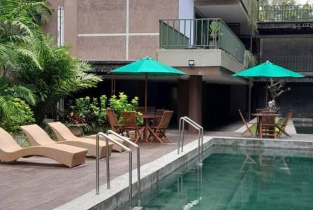 Отель, гостиница за 3 066 626 евро в Чемаги, Индонезия