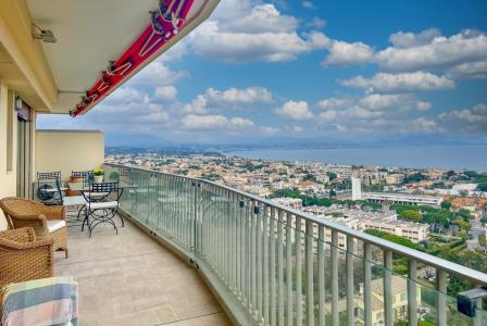 Квартира за 985 000 евро в Кап д’Антиб, Франция