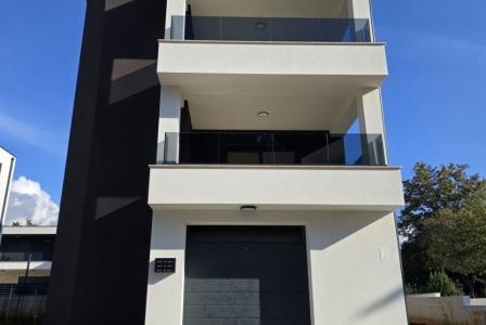 Квартира за 305 000 евро в Медулине, Хорватия