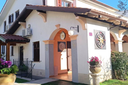 Дом за 952 000 евро в Изоле, Словения