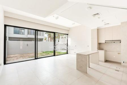 Таунхаус за 1 127 532 евро в Дубае, ОАЭ