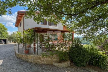 Дом за 360 000 евро в Паникале, Италия