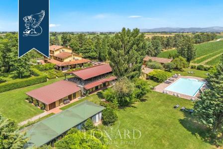 Дом за 2 700 000 евро в Ассизи, Италия