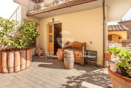 Апартаменты за 185 000 евро в Четоне, Италия