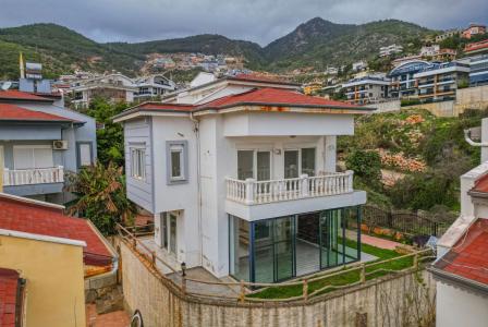 Вилла за 300 000 евро в Алании, Турция