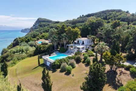 Вилла за 1 750 000 евро на Корфу, Греция