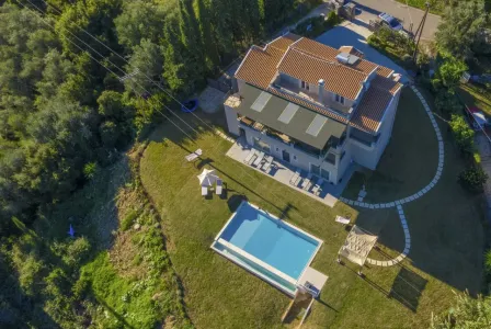 Вилла за 950 000 евро на Корфу, Греция