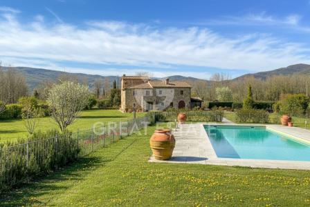 Дом за 1 695 000 евро в Кортоне, Италия