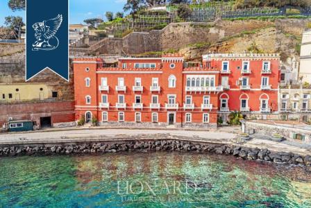 Апартаменты за 1 500 000 евро в Неаполе, Италия