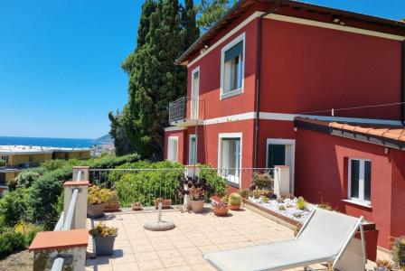 Дом за 780 000 евро в Сан-Ремо, Италия