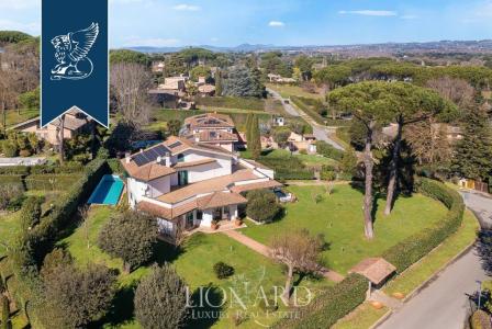 Вилла за 2 500 000 евро в Риме, Италия