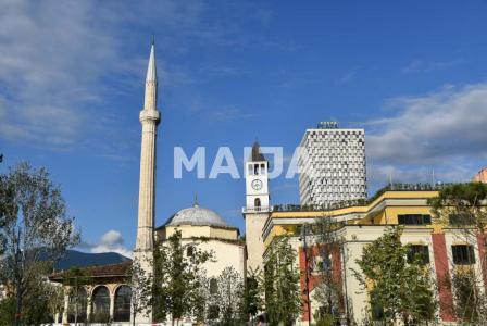 Кафе, ресторан за 111 250 евро в Тиране, Албания