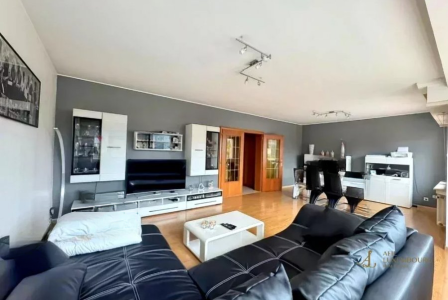 Квартира за 549 000 евро в Люксембурге, Люксембург