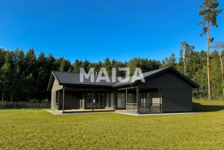 Дом за 420 000 евро в Бабите, Латвия