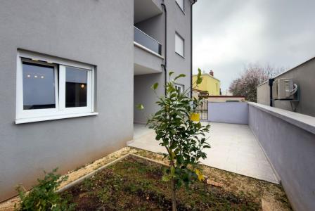 Квартира за 280 000 евро в Перое, Хорватия