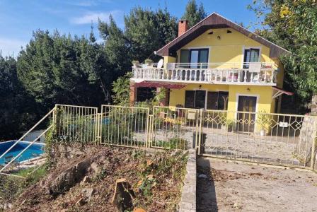 Дом за 155 000 евро в Херцег-Нови, Черногория
