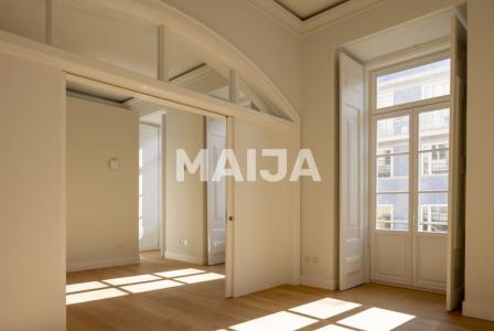 Апартаменты за 2 375 000 евро в Лиссабоне, Португалия