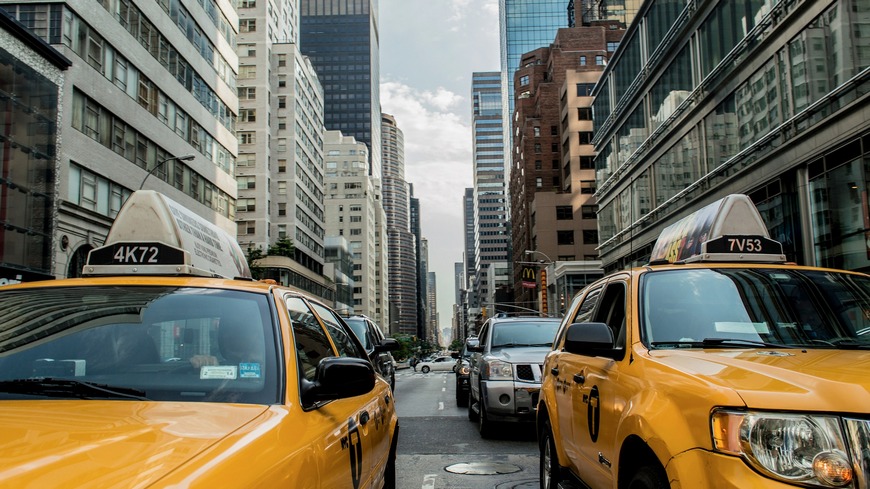 Такси на улицах Нью-Йорка