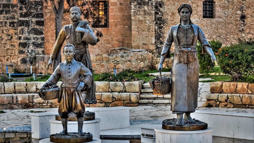 Скульптурная композиция "Семья рыбака", Айя-Напа, Кипр