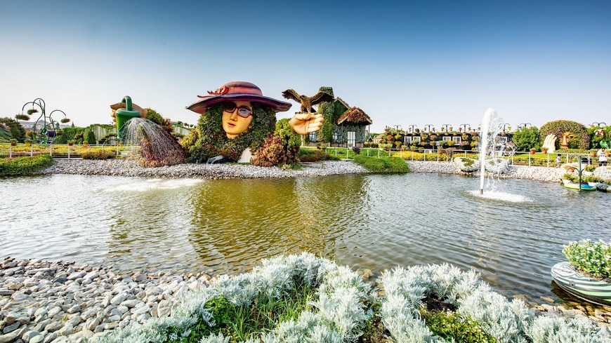 Ландшафтный парк Miracle Garden в Дубае