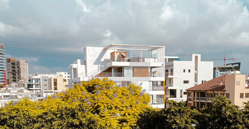 За правильное оформление сделок с недвижимостью на Кипре отвечает юрист
