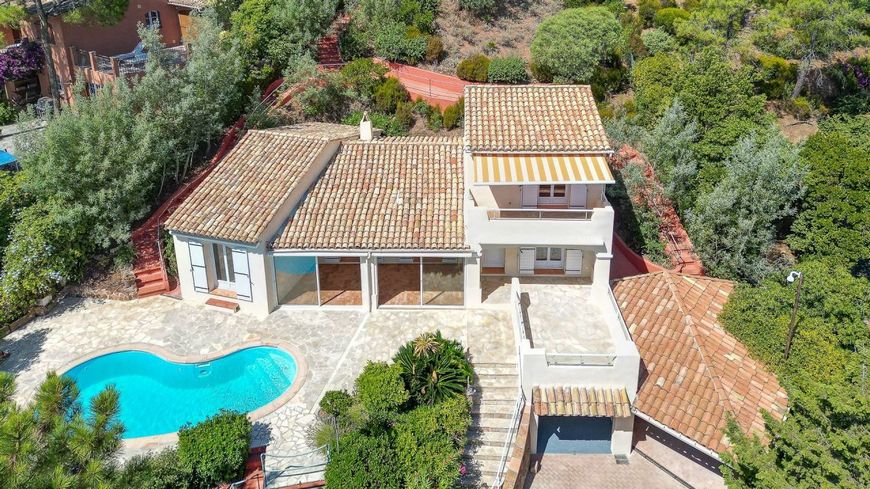 Дом у моря во Франции